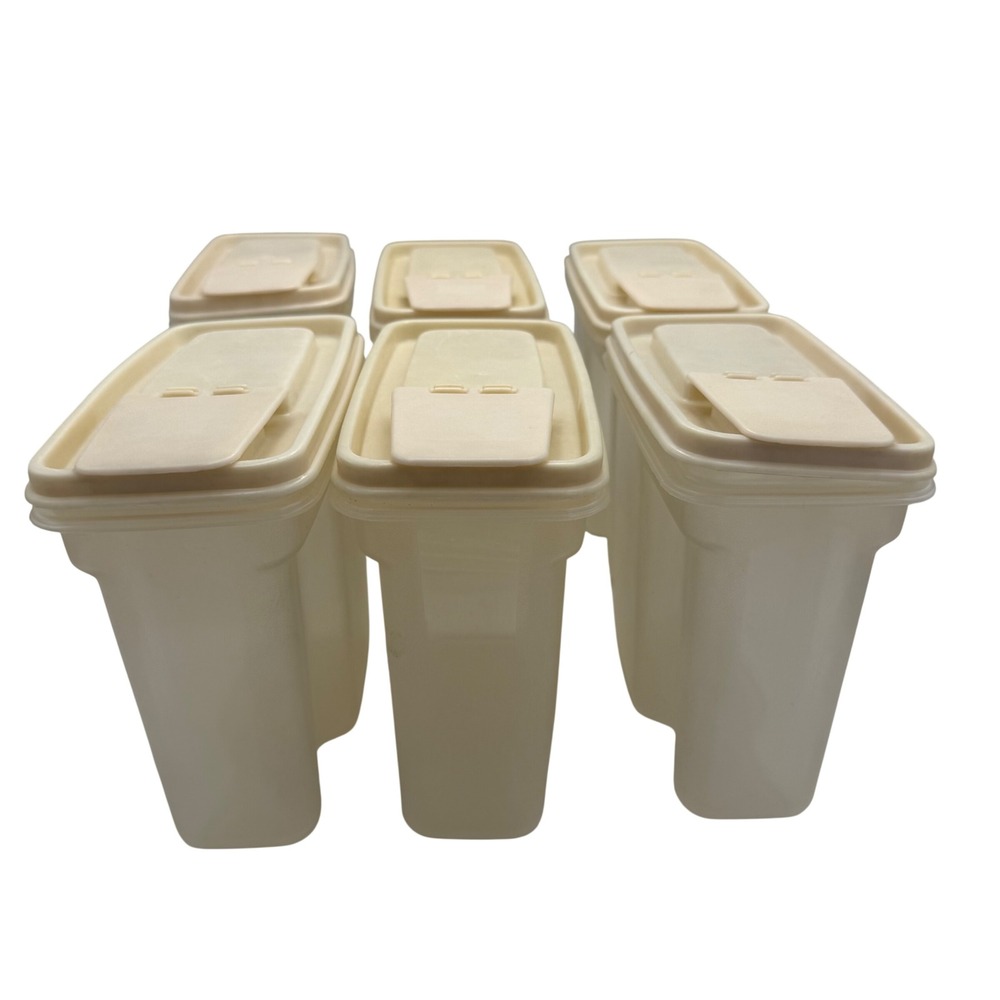 Vintage Rubbermaid 4 Cup Cereal Containers Set of 6 Almond Flip Top 0084 940ml